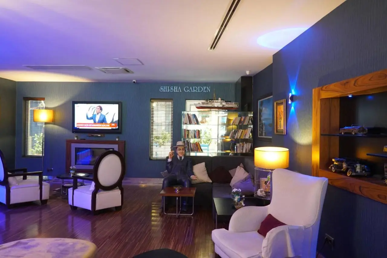 Hotel Troya