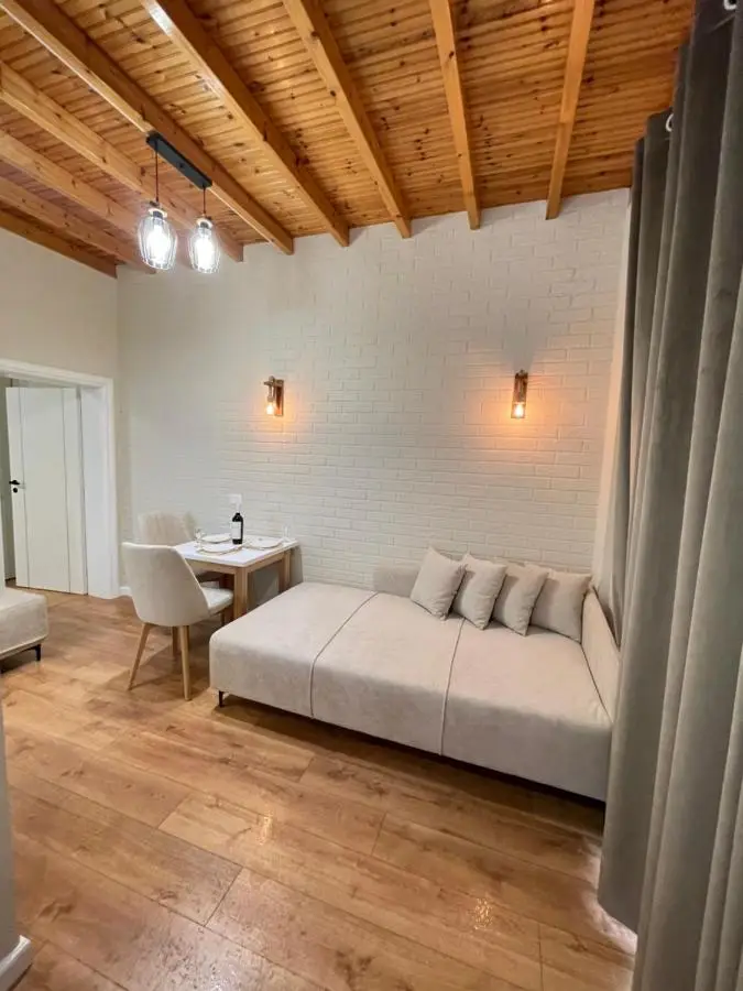 Arial Penthouse Suites