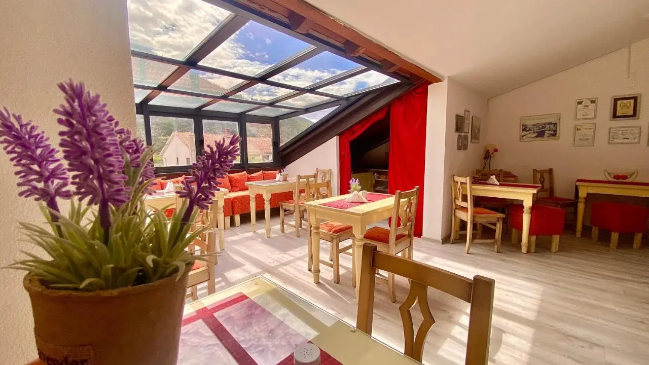 "VILLA DENY" Boutique HOTEL - included "FREE PARKING"