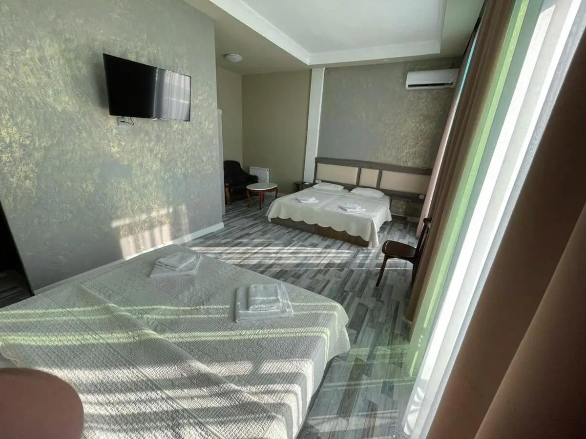 Discovery Hotel
