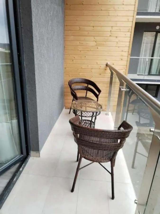 Crystal Wood Apartment 213