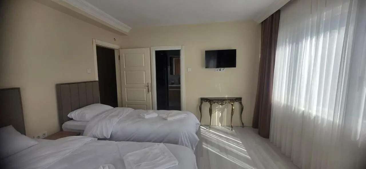 Blue Amedist Hotel