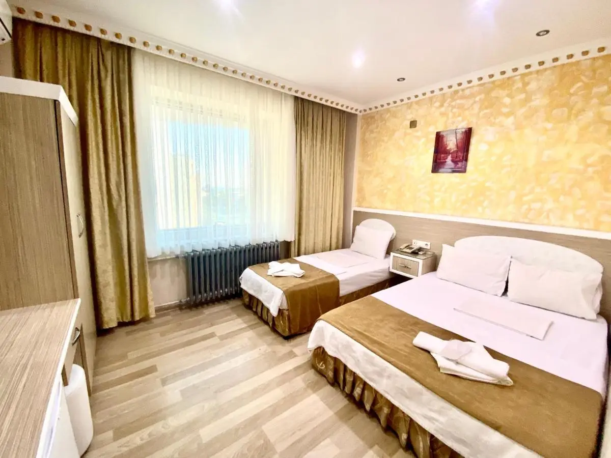Grand Oral Hotel