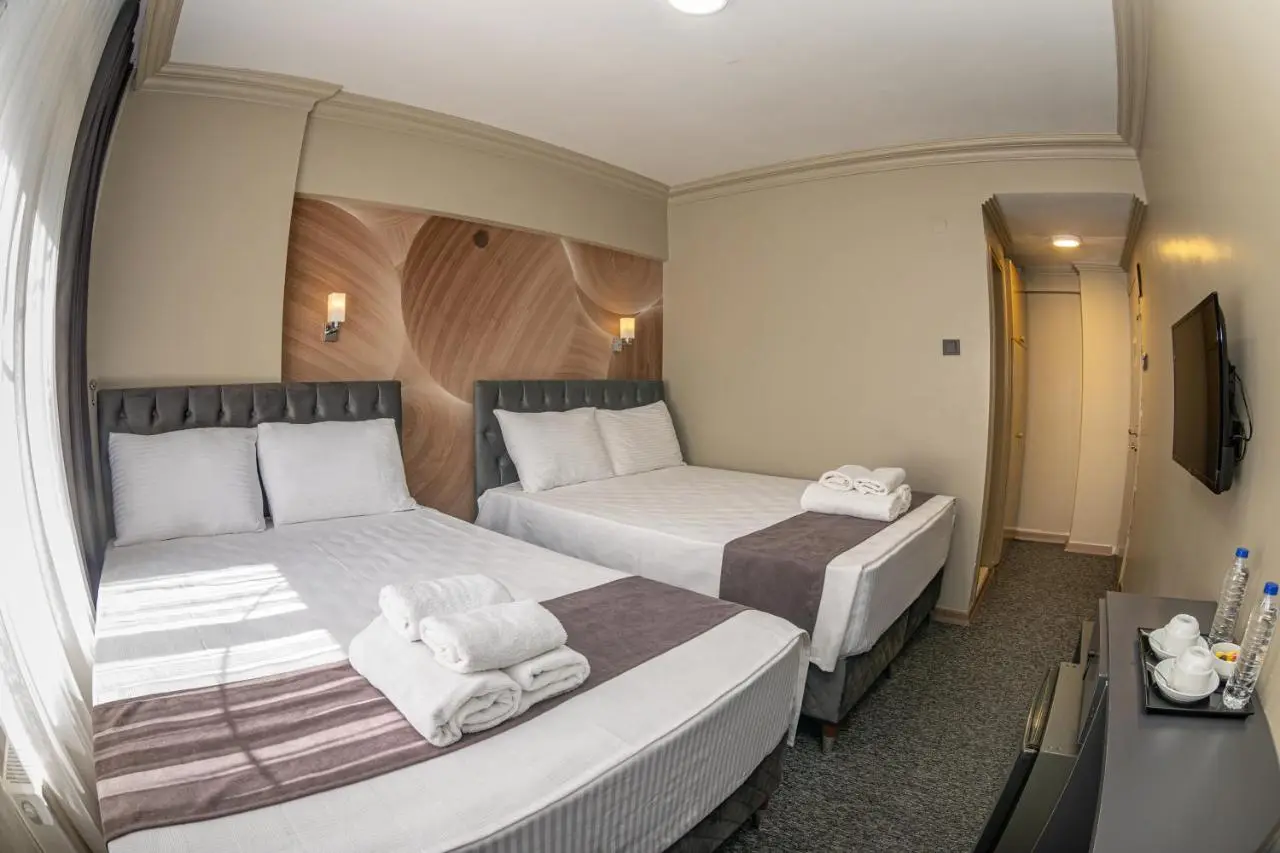 BURSA LOYAL CiTY HOTEL