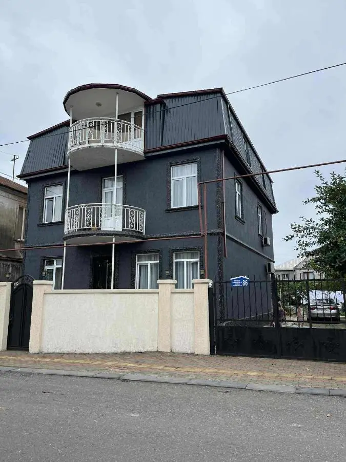 mano guest house
