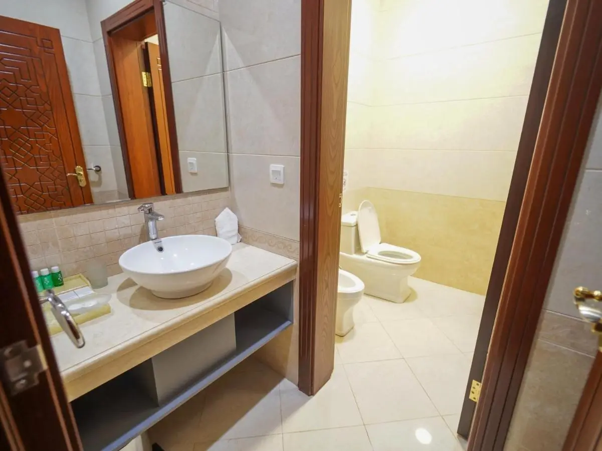 Shah Palace Luxury Museum Hotel
