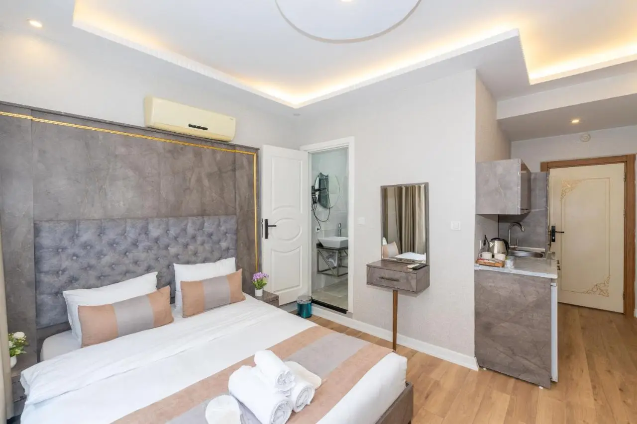 BiRAND SUiT HOTEL