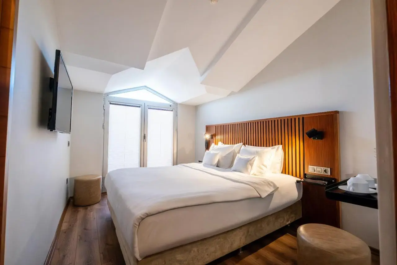 Discovery Hotel