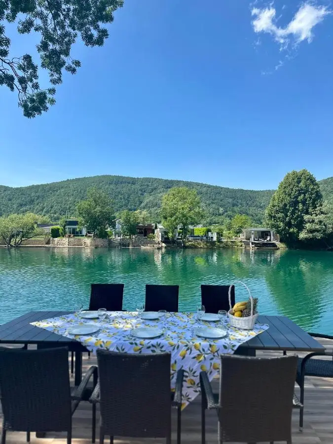 Unavis Residence