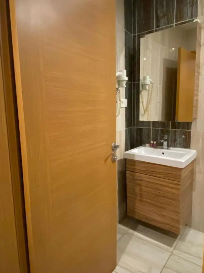 Riverland Suites Apart Hotel