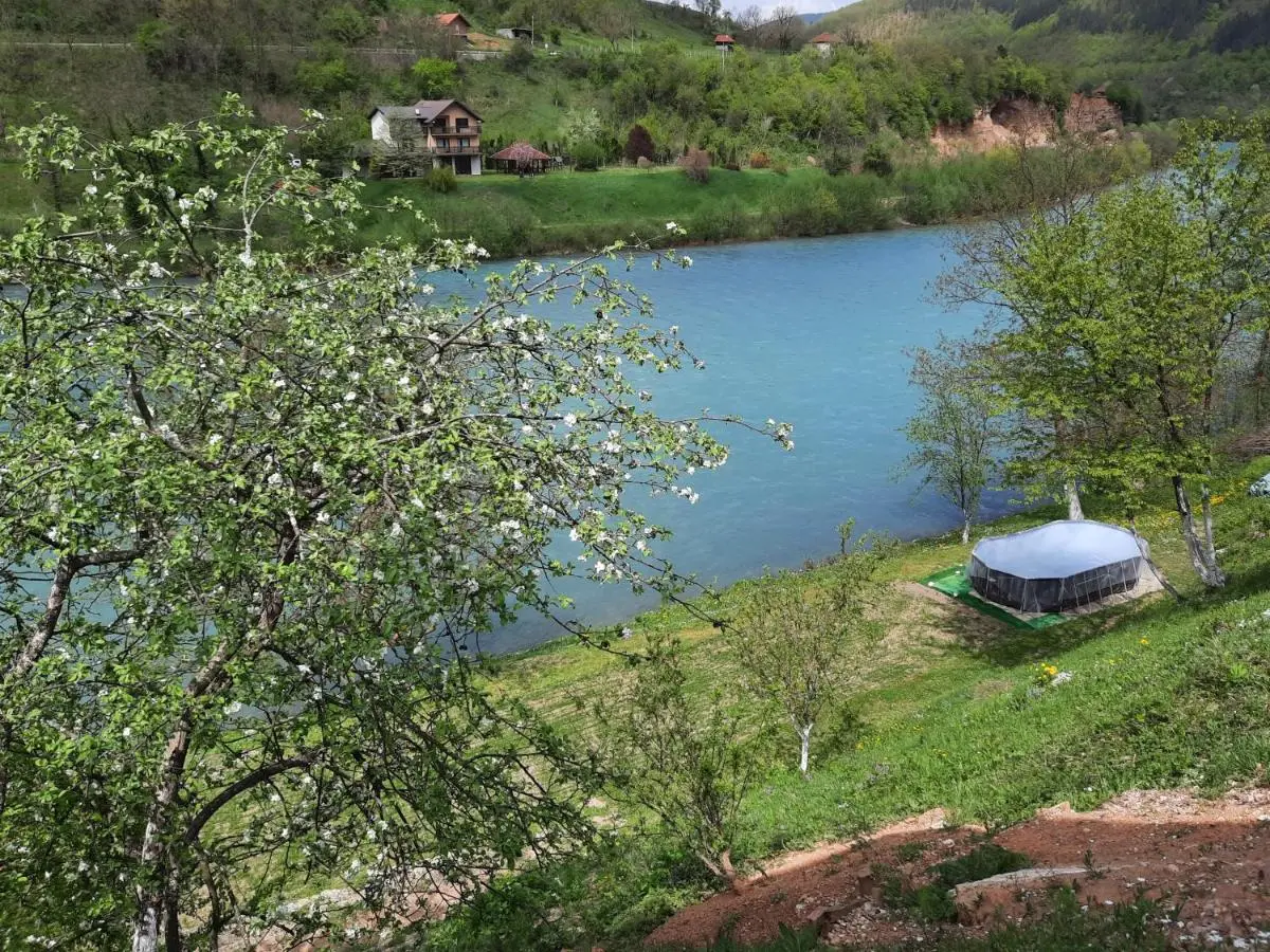 Apartmani Vila na Drini