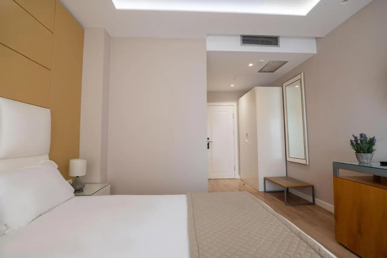 AMI MAR Hotel