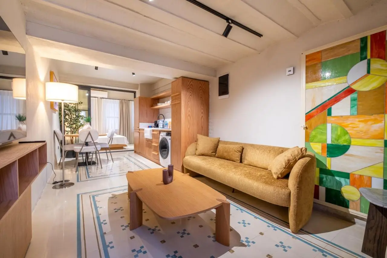 Mayer Residence