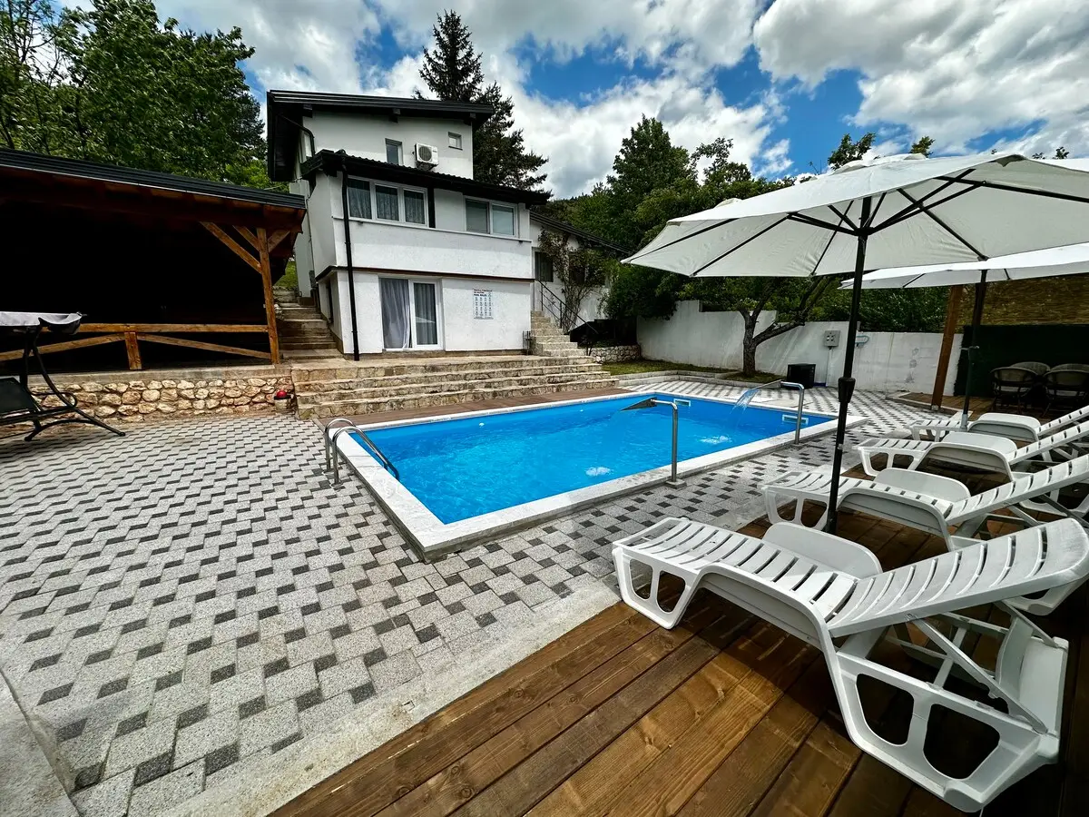Villas by Expert IMAN