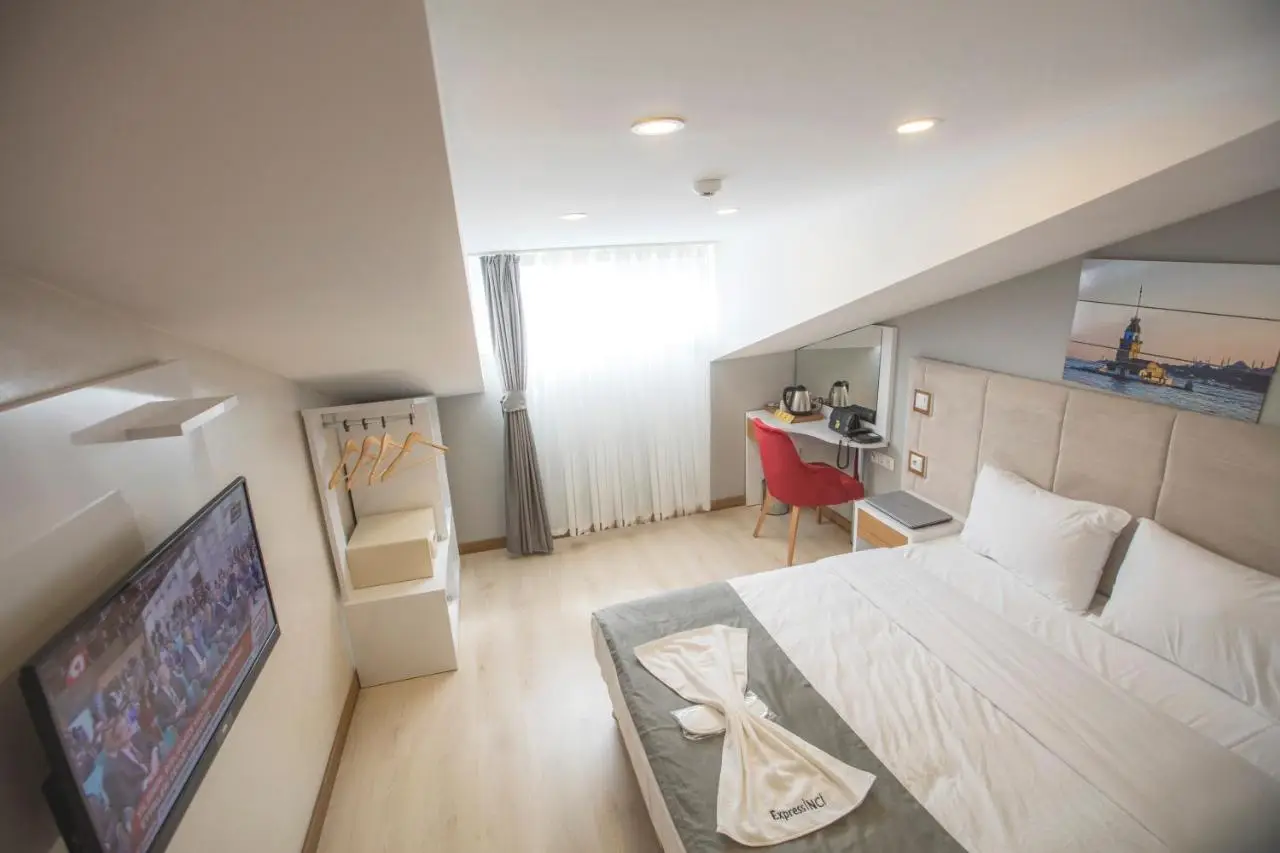 Express İnci Hotel