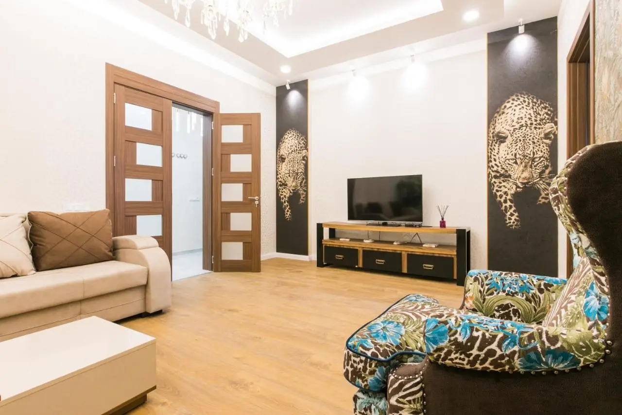 Sweet Home 6 VIP at Rustaveli Avenue