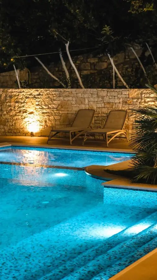 El Primero Hotel