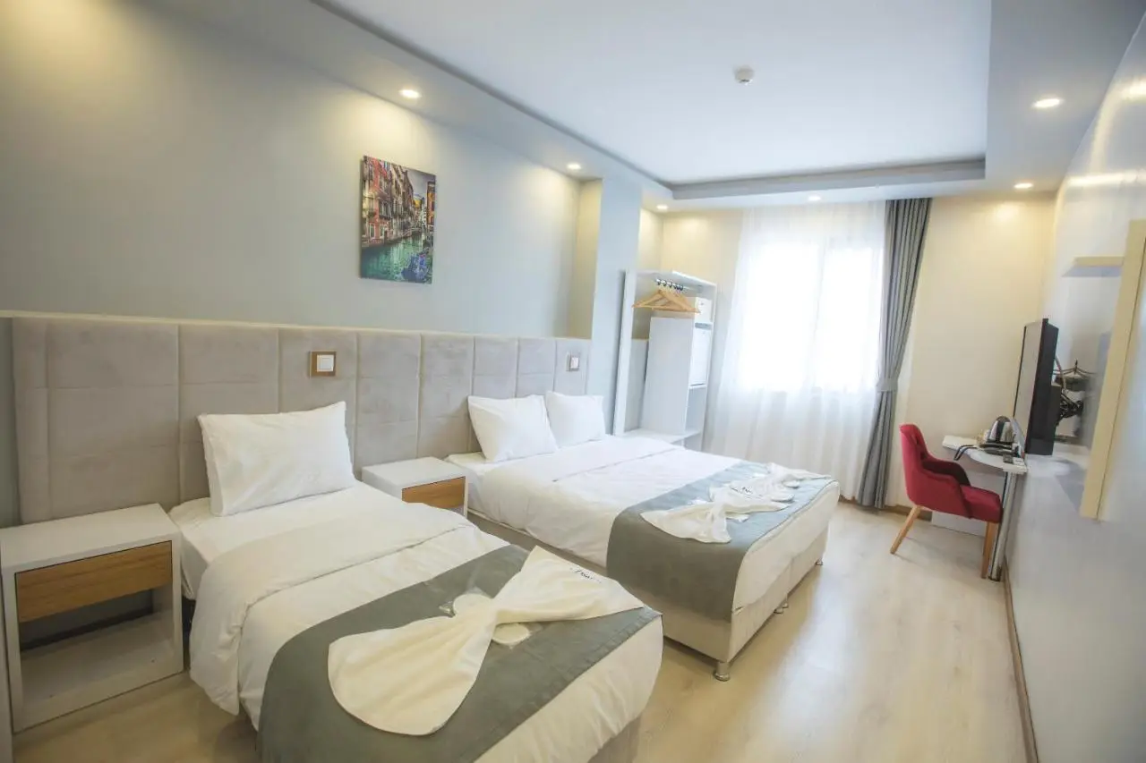 Express İnci Hotel