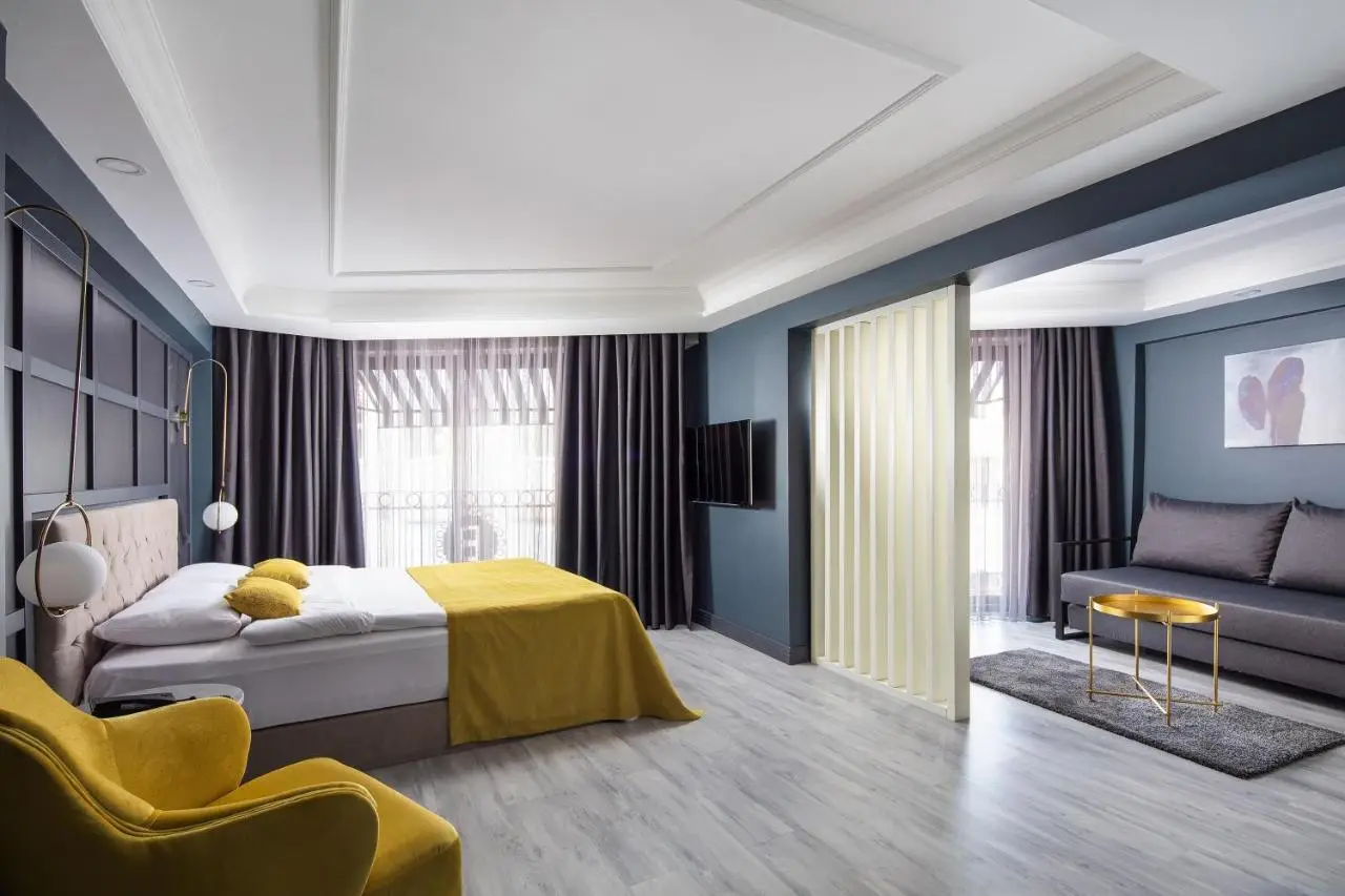 B LOFT HOTEL