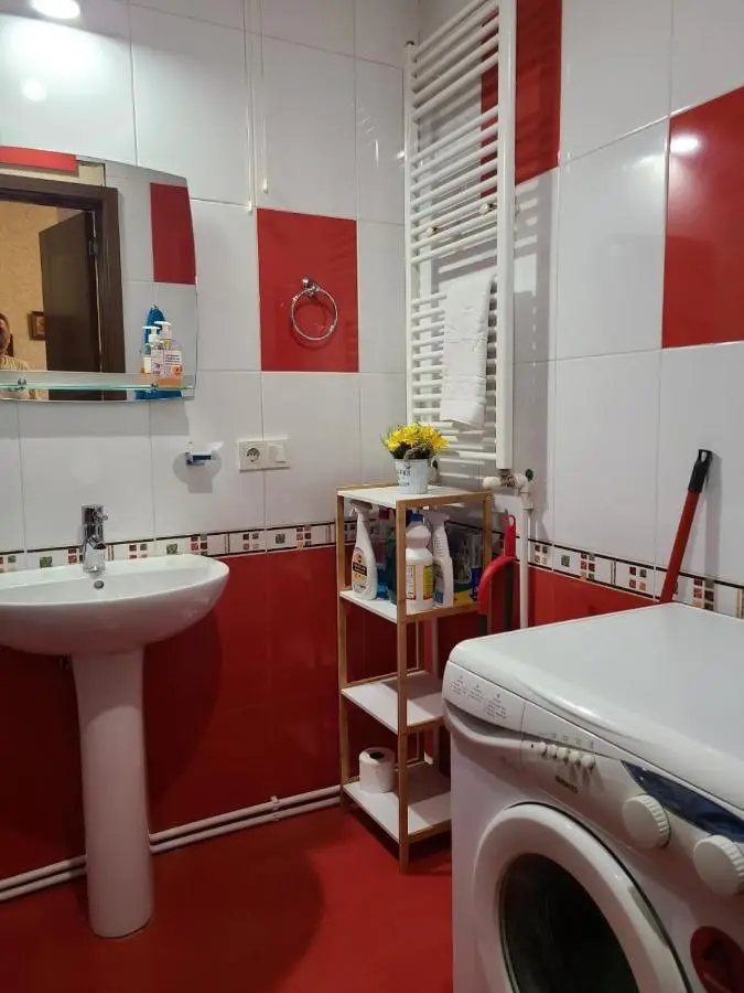75 sqm Old Tbilisi Daily&Monthly 1-BD Apt