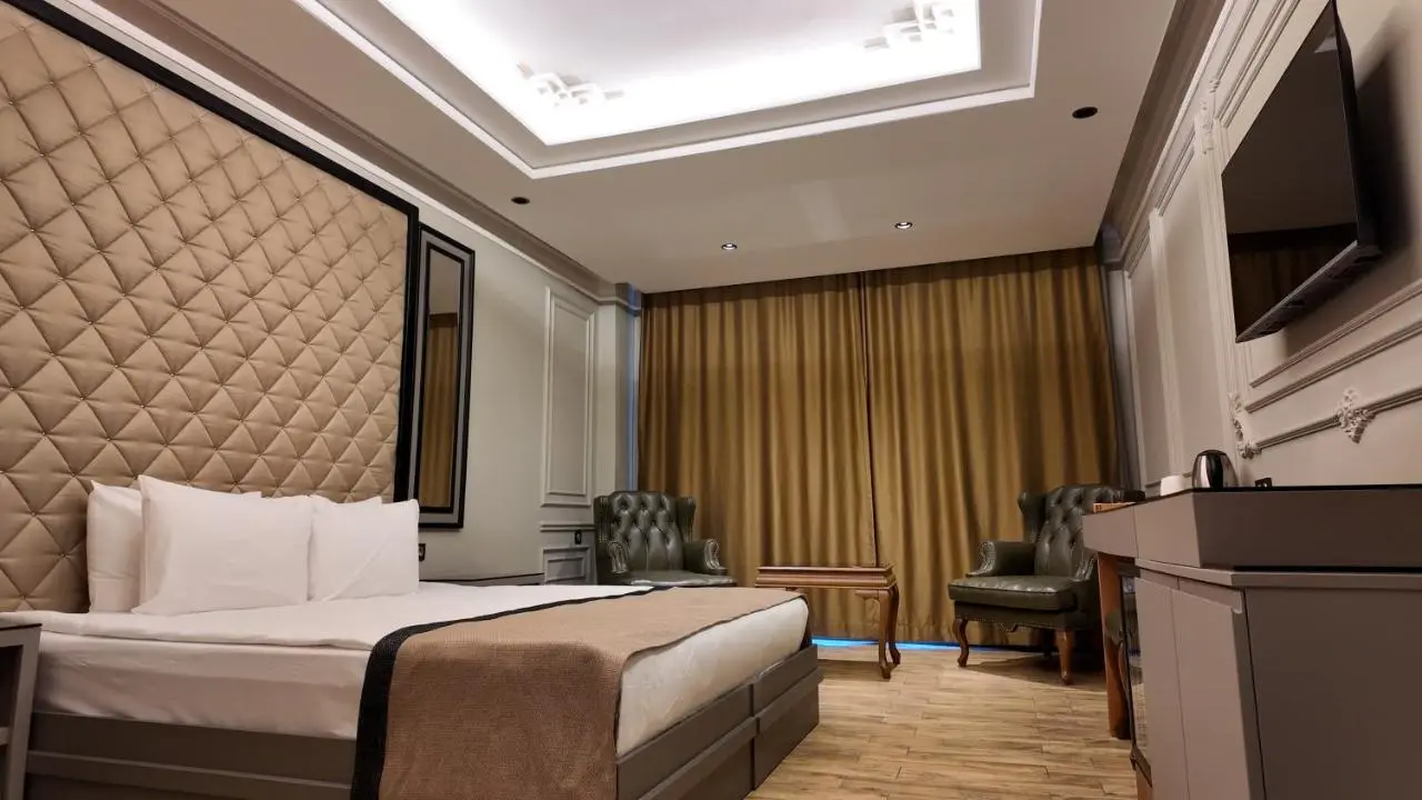 Lala Grand Hotel