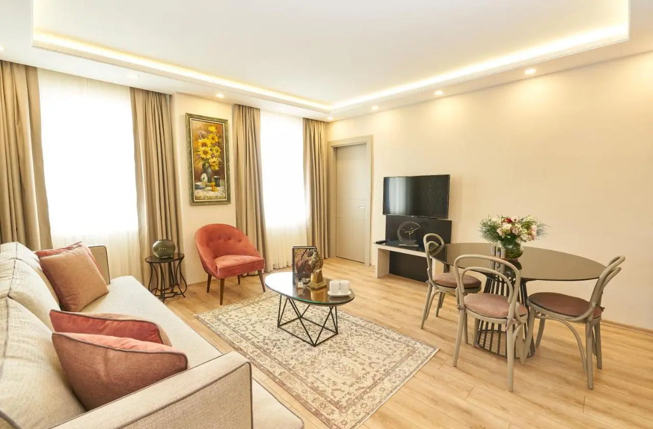 All Seasons Suites