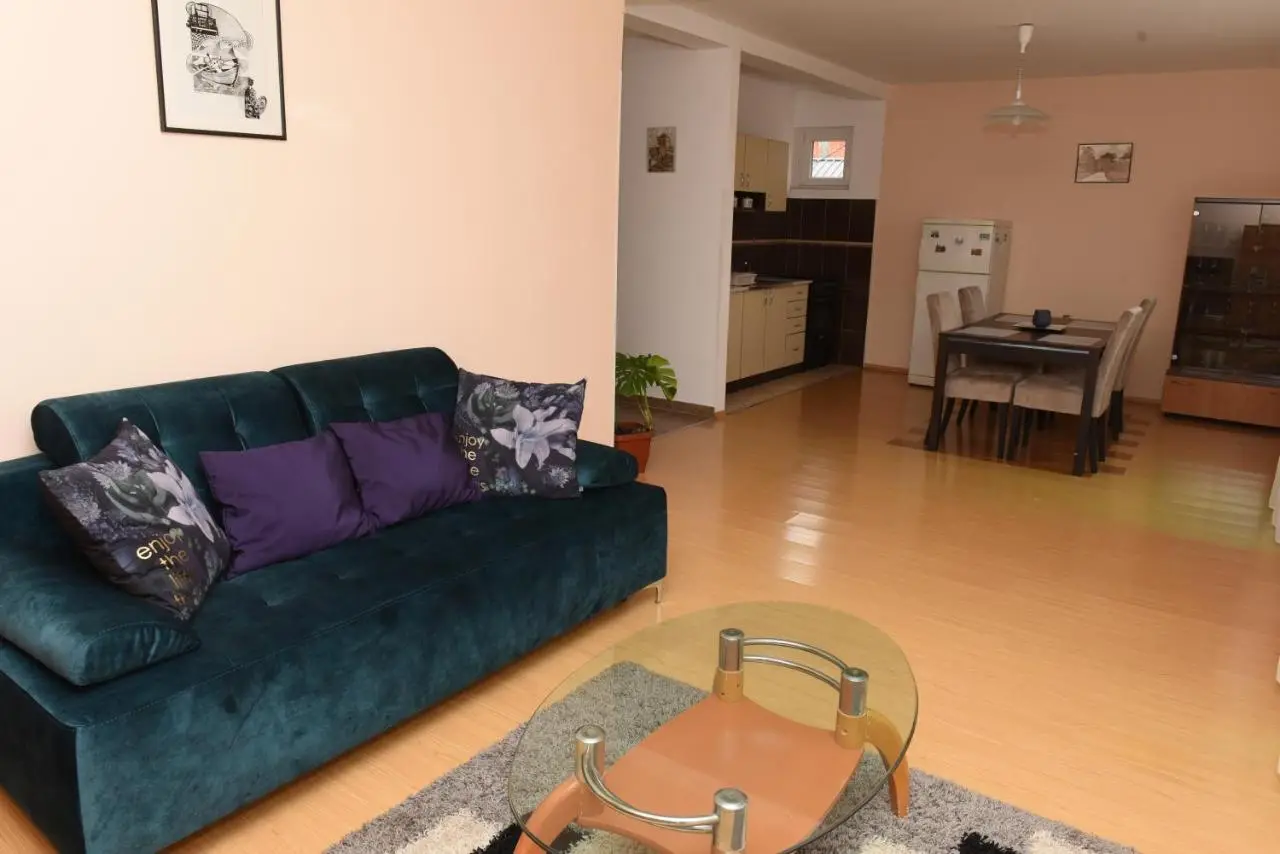 Bingo Apartments