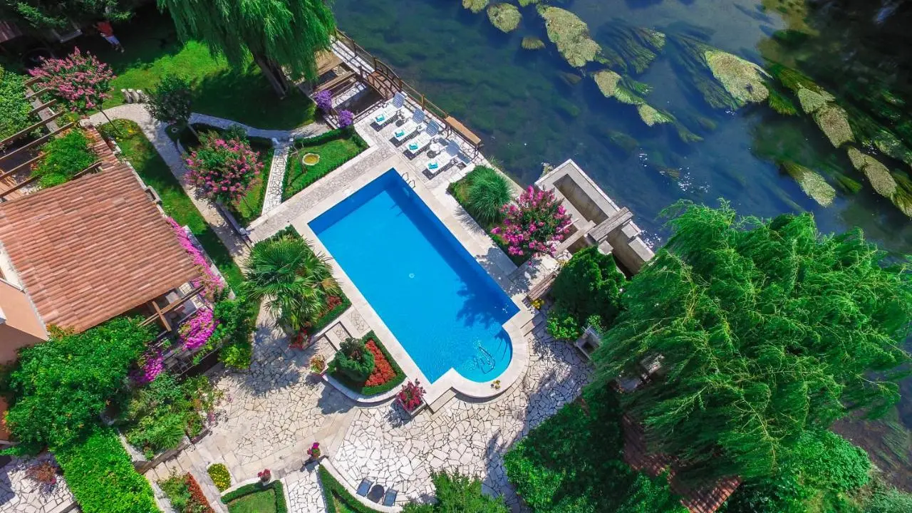 Villa Old Garden