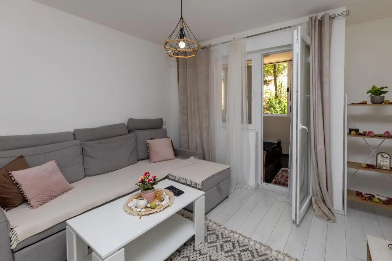 Grandeur Home Apartment Mostar - free parking