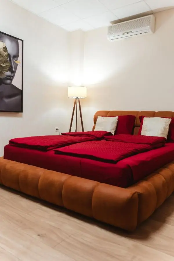 Villa View Mostar with Heated Pool & Jacuzzi