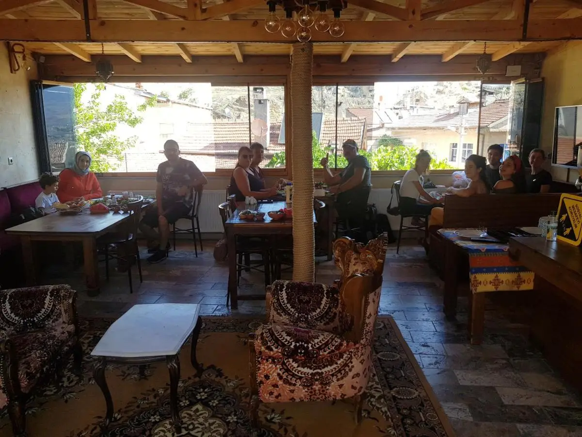 Larissa Cave Hotel