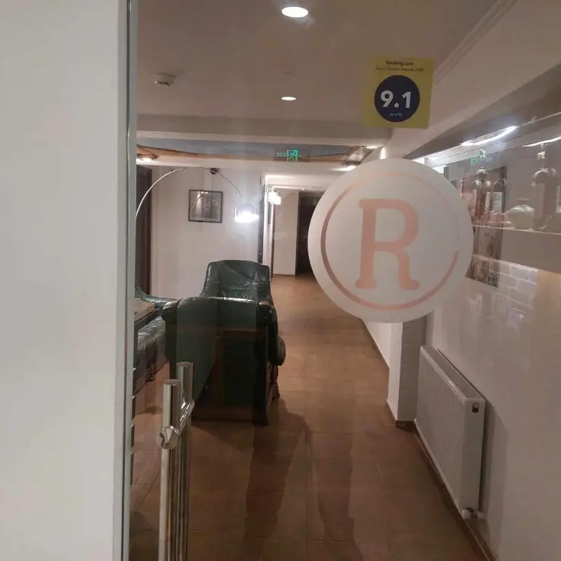 Hotel Reverence