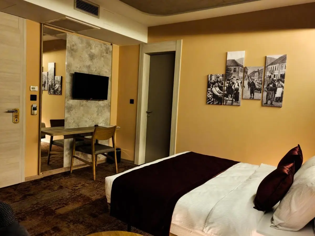Hotel City Code