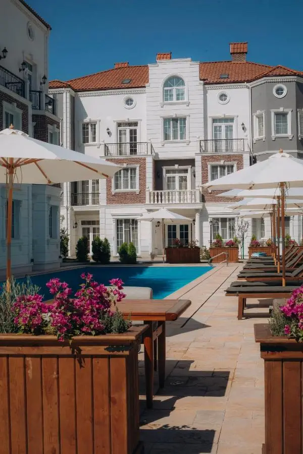 Lamer Sea Breeze Resort
