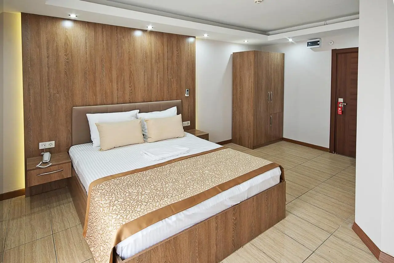 Lion City Hotel