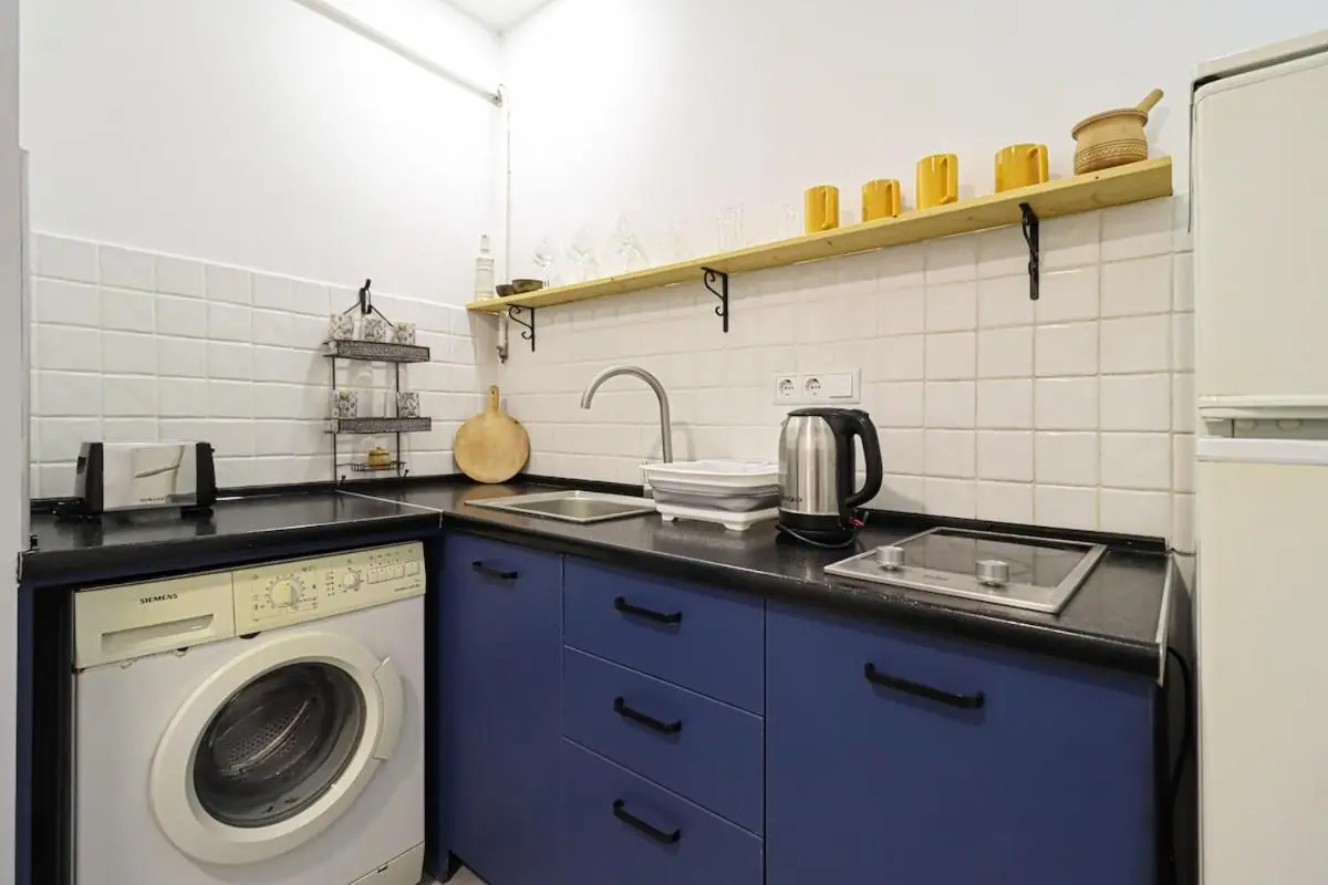 Stylish 1BR Apt in Central Tbilisi By Wehost