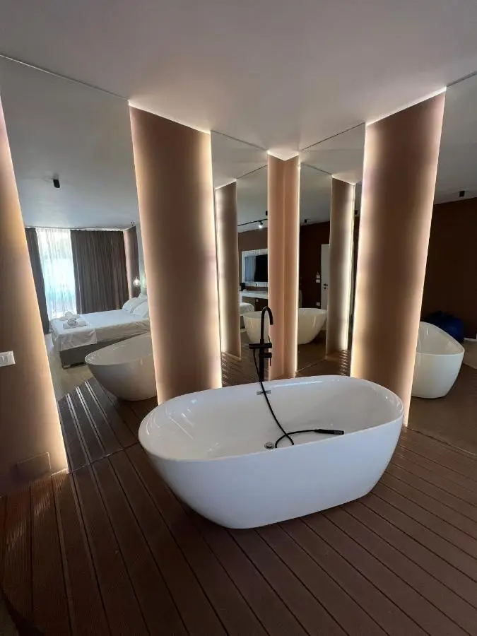 Capital Suites Center