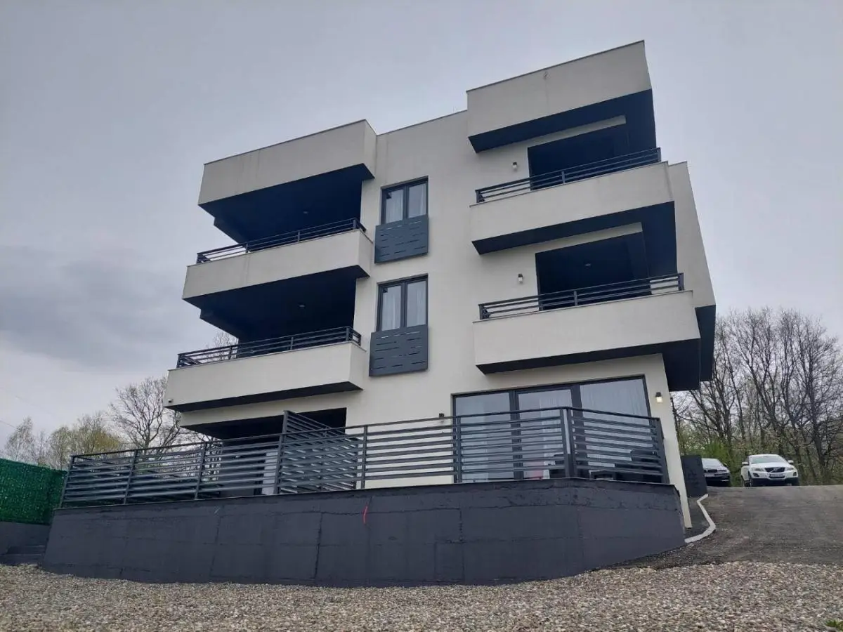 Deluxe Feliciano Apartments