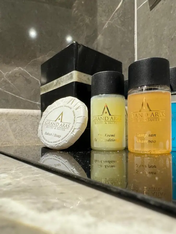 Grand Aras Hotel & Suites