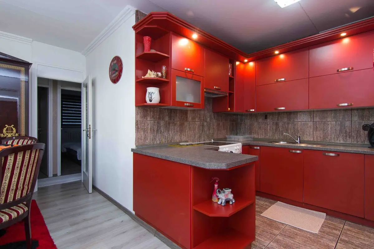 Sarajevo, Center, spacious 3 bedrooms apartment.