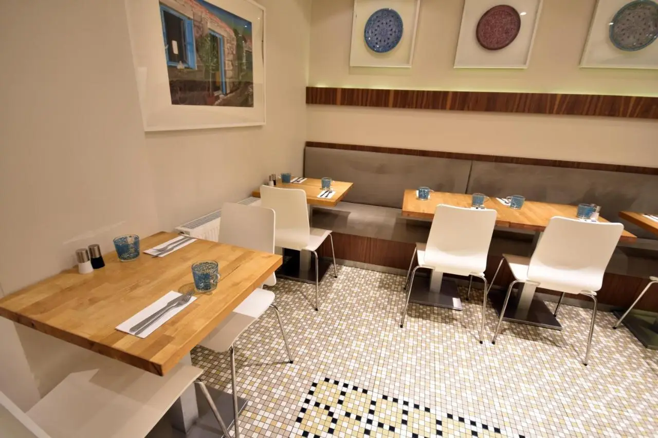Elanaz Hotel