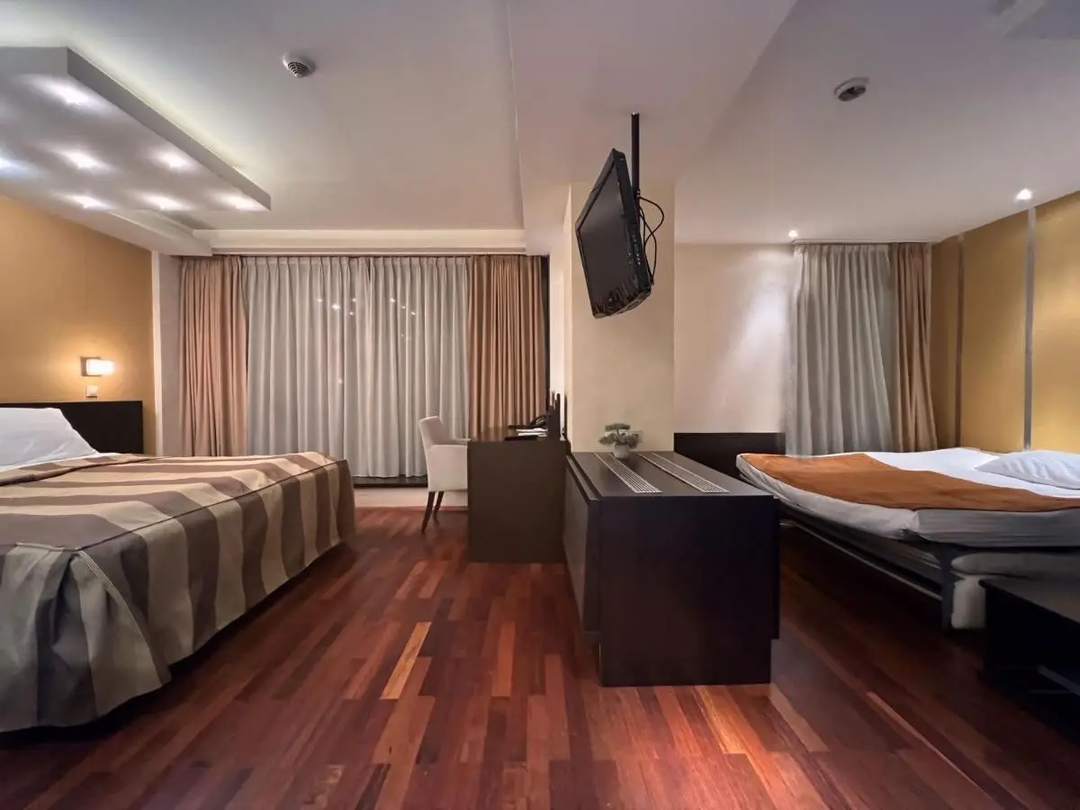 City Boutique Hotel