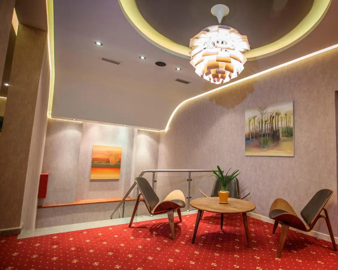 La Bohème Hotel