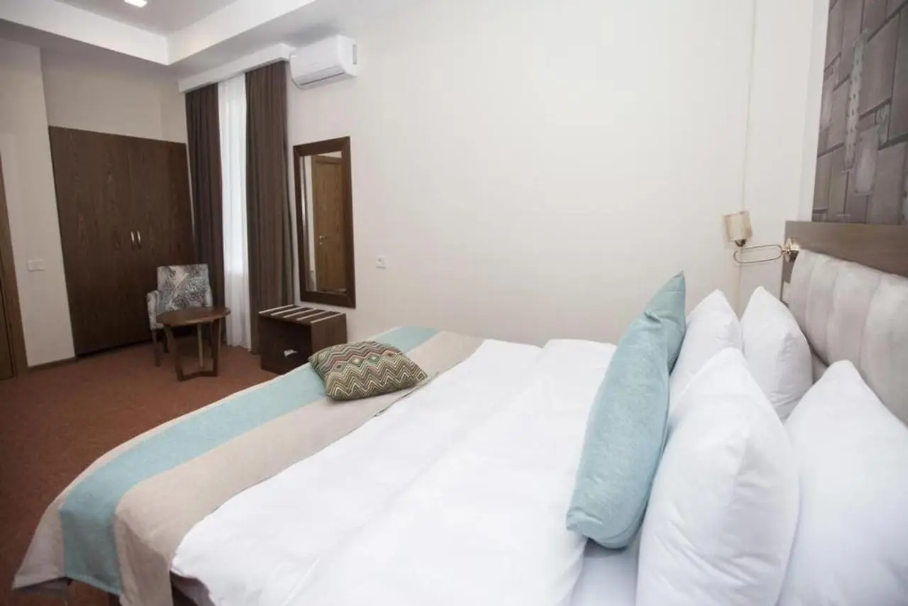 Auroom Hotel