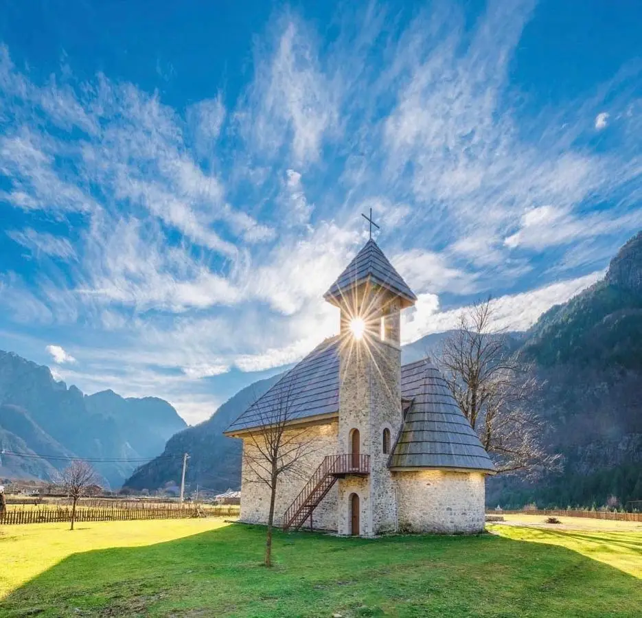 Thethi Mountain Villas