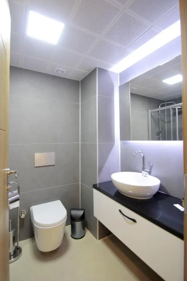 Hira Hotel