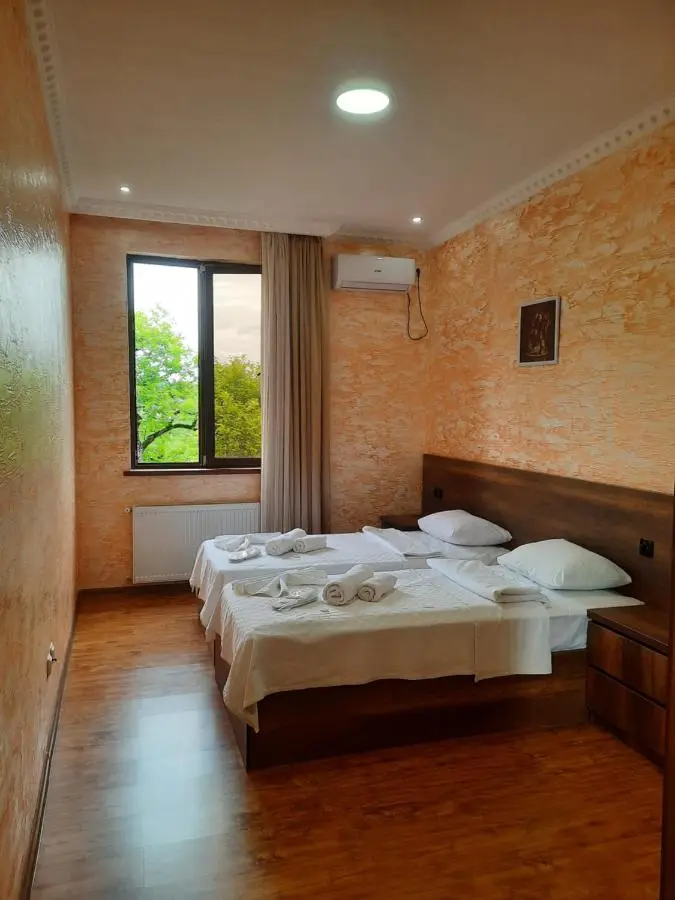 Inaisi Hotel