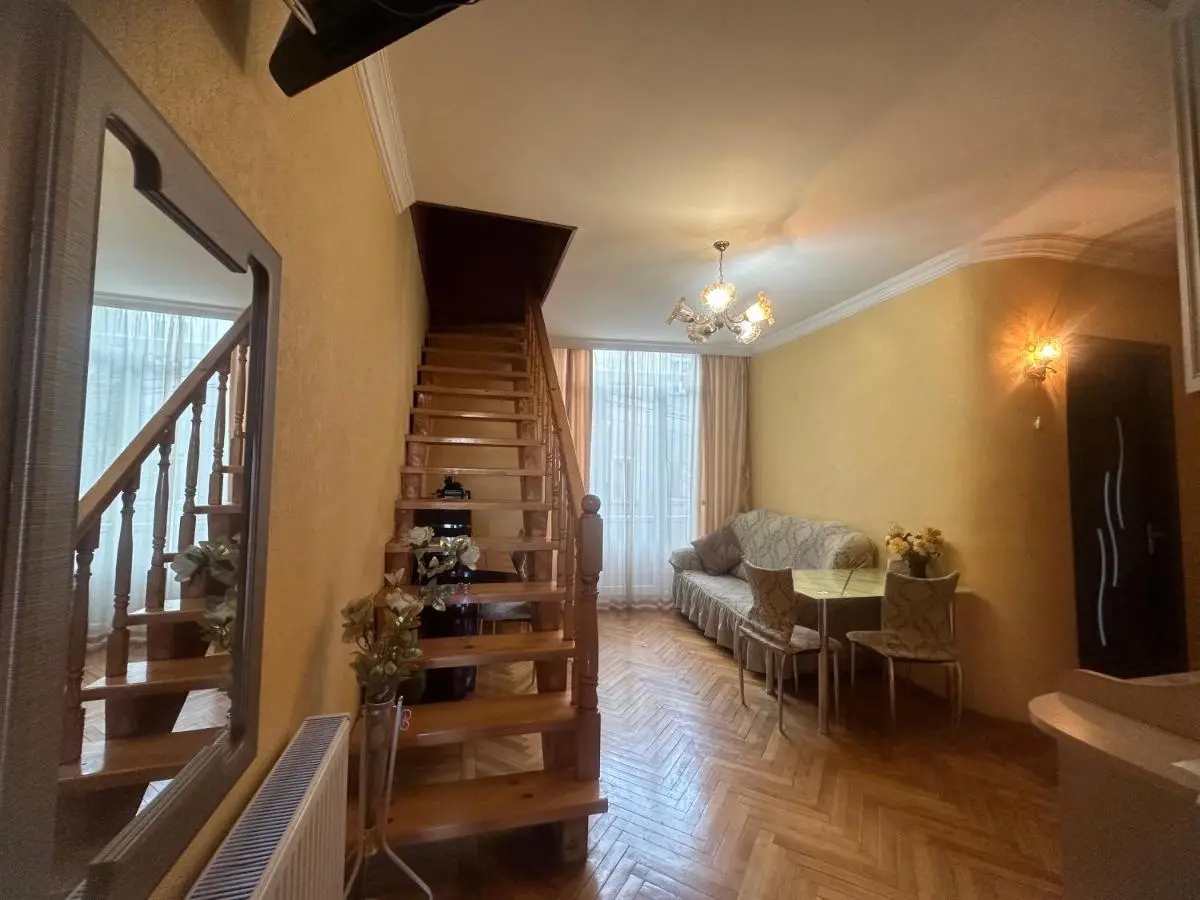 Giorgi Apartment