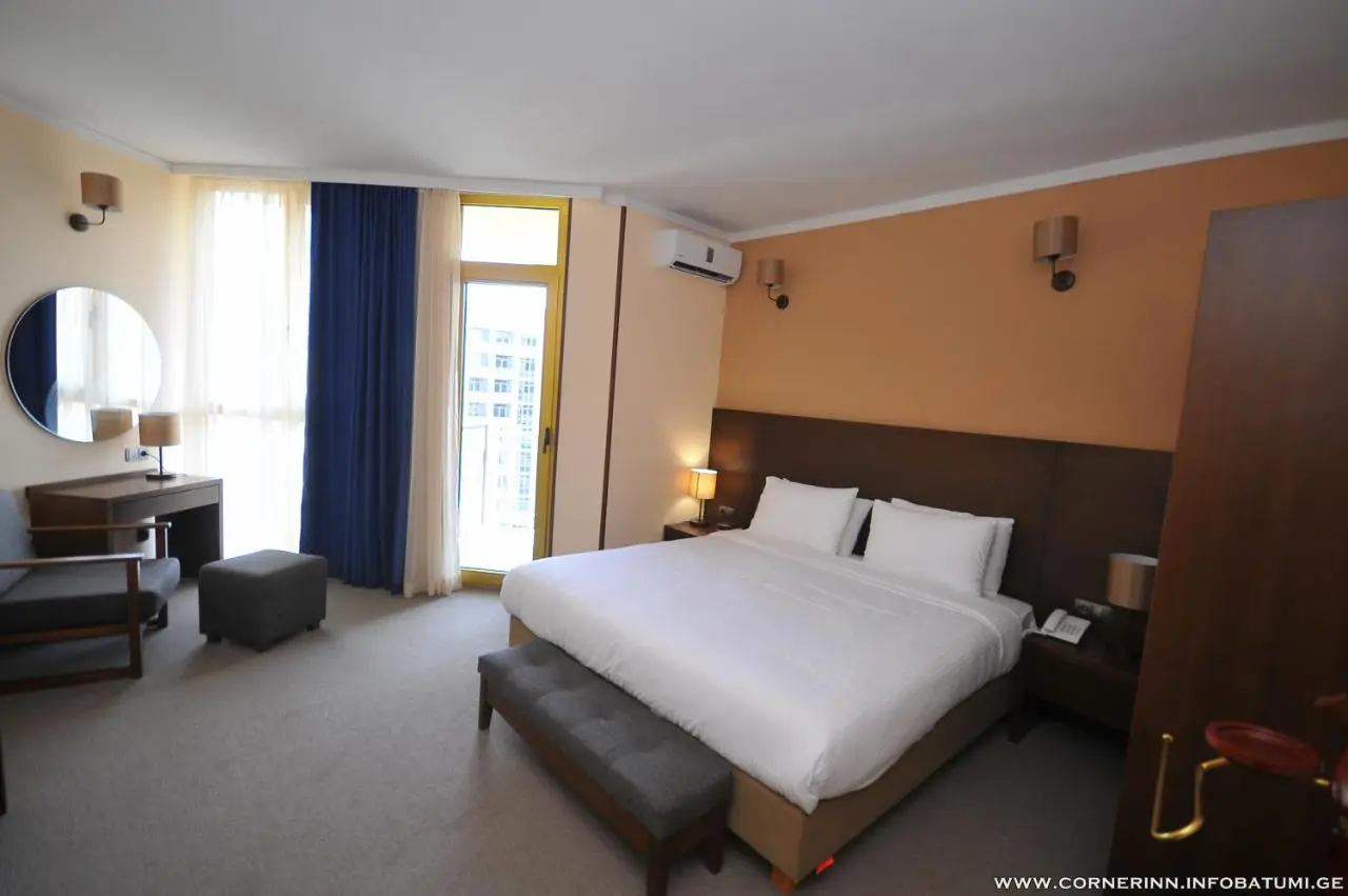 Hotel Corner Inn