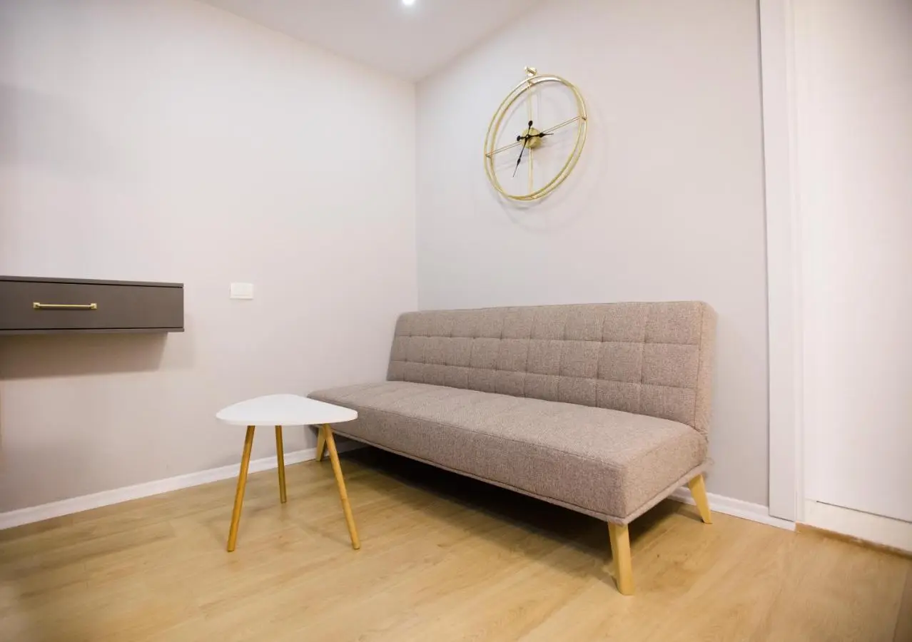 Blloku 4BR Duplex w BBQ Terrace - Central Tirana